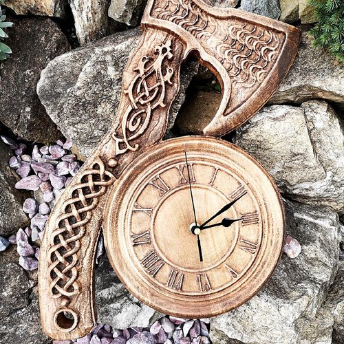 Topór siekierka zegar w drewnie 50cm na prezent na Arena.pl