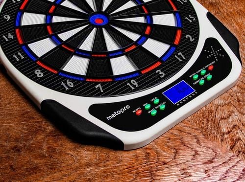 MatePro SOLIDNA ELEKTRONICZNA TARCZA TABLICA DO GRY W DART + RZUTKI LOTKI na Arena.pl