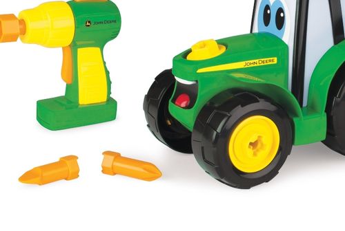 Zbuduj traktor Johnny John Deere na Arena.pl