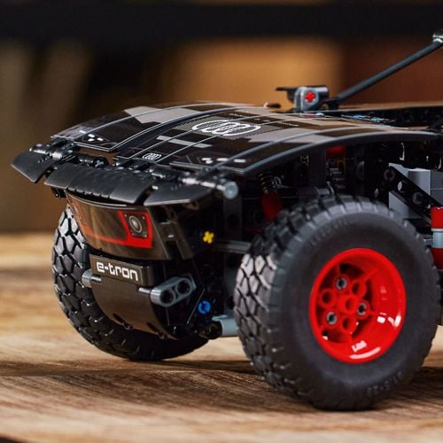 lego technic 42160 audi rs q e-tron 5207 na Arena.pl