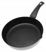 PATELNIA Z Powłoką NIEPRZYWIERAJĄCĄ ILAG 24cm Dzióbkiem INDUKCJA Gaz 558