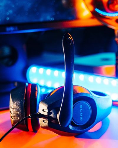 ZESTAW GAMINGOWY DLA GRACZA KLAWIATURA MYSZKA PODKŁADKA SŁUCHAWKI MIKROFON na Arena.pl