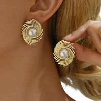 Kolczyki Kolor Złote Perła Perełka Skręcane Grawerowane Stal Nierdzewna33mm