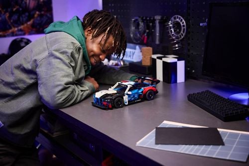 42226 - LEGO Technic - Samochód wyścigowy BMW M4 GT3 EVO na Arena.pl