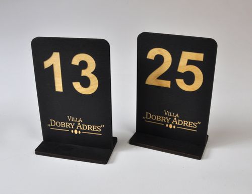 numerek numerki z logo na stolik do restauracji 10x15cm 10szt na Arena.pl