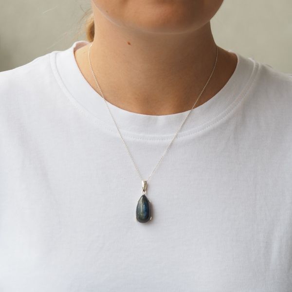 Srebrna zawieszka z Kyanitem – łza 25×13 mm zdjęcie 2