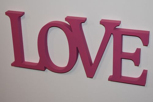 Napis 3D  LOVE na Arena.pl