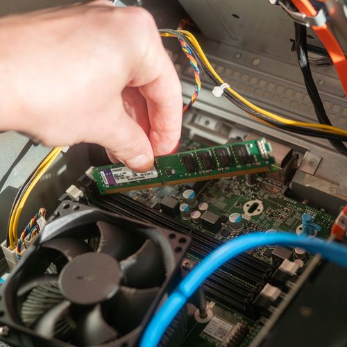 NOWA PAMIĘĆ RAM KINGSTON DDR3 4GB 1333MHZ CL9 NISKA na Arena.pl