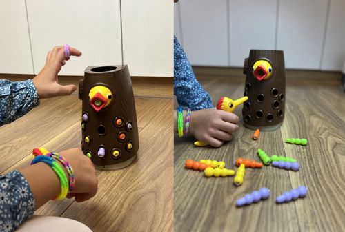 DZIĘCIOŁ ŁAPIE OWADY NR:8304 na Arena.pl