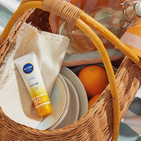 NIVEA SUN Krem do twarzy przeciwsłoneczny przeciwzmarszczkowy SPF50 50ml zdjęcie 4