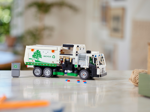 LEGO Technic Śmieciarka Mack LR Electric 42167 na Arena.pl
