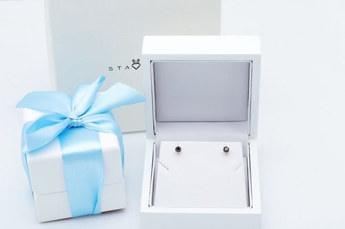 Złote kolczyki KRD1594B - Diament na Arena.pl