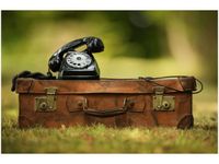 OBRAZ TELEFON RETRO WALIZCE