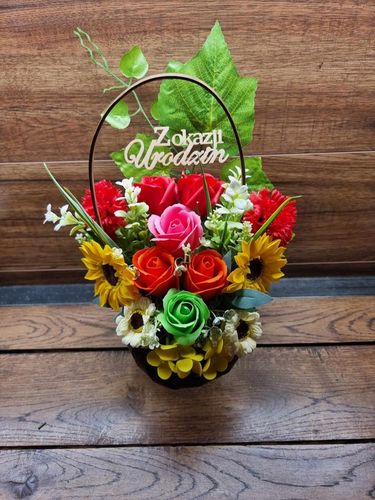 Bukiet kosz upominkowy kwiaty mydlane PACHNĄCE na Arena.pl