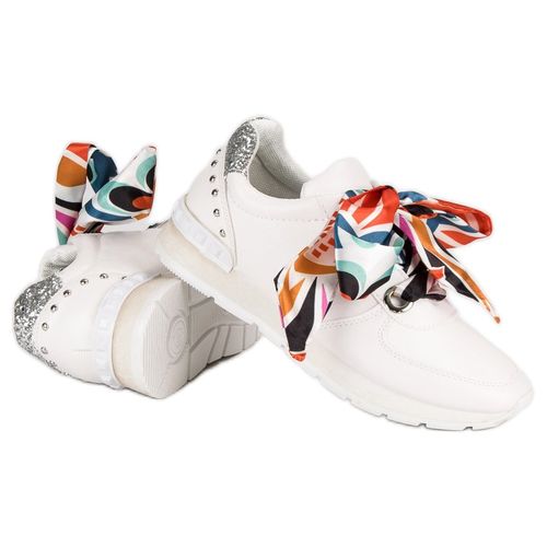 Modne wiązane trampki r.40 na Arena.pl