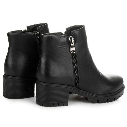 Botki z protektorem r.39 na Arena.pl