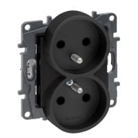 Niloe Step - Gniazdo 2x2P+Z 16 A - 230 V~ - bez przesłony, zaciski śrubowe - Czarne Legrand 863532