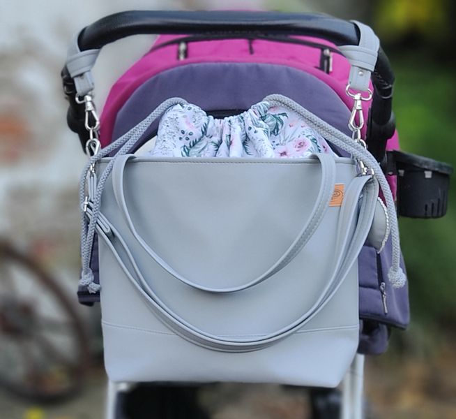 Torba do wózka szara duża pojemna z zaczepami i paskiem zdjęcie 1