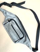 saszetka nerka 40cm  4.1 srebrna