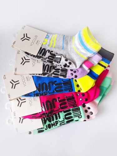 SKARPETKI KRÓTKI NA TRAMPOLINY ABS SKS-0021 27-30 wzór - dziewczynka na Arena.pl