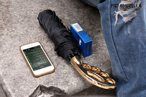 Parasol twardziela na Arena.pl