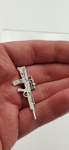 16 0006 Wojskowy Karabin L85 Playerunknows Fortnite Broń na Arena.pl