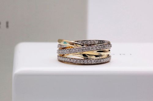 Złoty pierścionek PXD1267 - Diament na Arena.pl