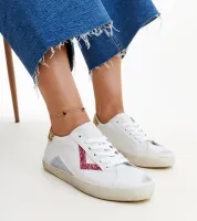 Białe sneakersy z efektem ,,znoszenia'' Gombola 39