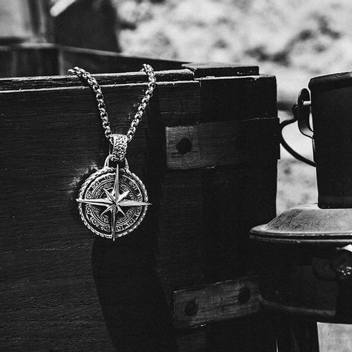 NASZYJNIK Kompas SYMBOL AMULET Gwiazda Droga 140 na Arena.pl