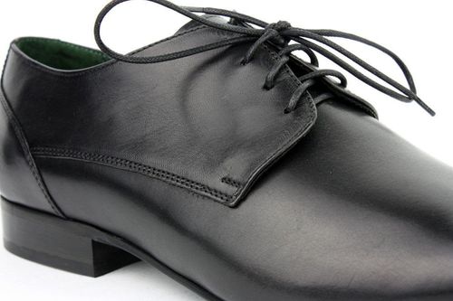 Półbuty Pilpol 1538 40 na Arena.pl