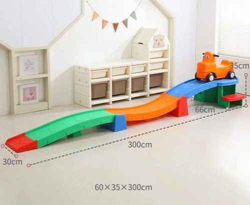 jeździk ze zjeżdżalnią Speed MAŁPISZON na Arena.pl