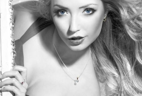 Złoty wisiorek WXD1930 - Diament na Arena.pl