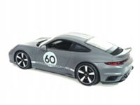Zdalnie sterowany samochód Porsche 911 Sport Class Prezent