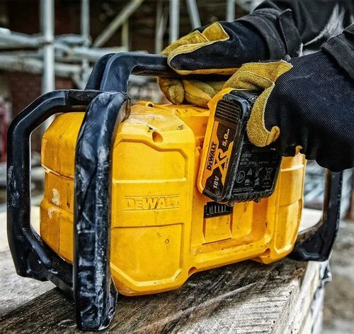 DEWALT Kompaktowe radio budowlane bluetooth solo na Arena.pl