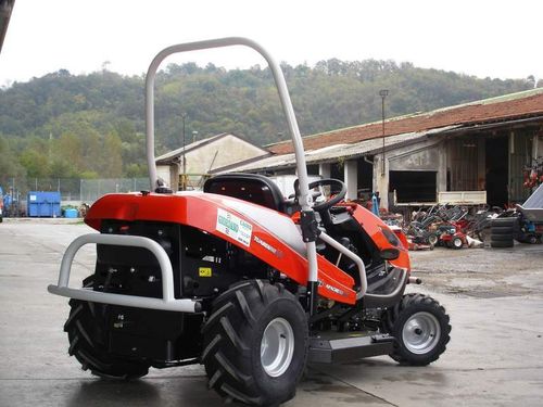 TRAKTOREK OLEO MAC TUAREG APACHE 92 EVO 4x4 KARCZOWNICA PROFESJONALNY TRAKTOREK OGRODOWY TERENOWY KOSIARKA SAMOJEZDNA SPALINOWA KARCZOWNIK DO TRAWY B&S Briggs & Stratton 92cm 9000m2 KLASA PREMIUM 68129023 - OFICJALNY DYSTRYBUTOR - AUTORYZOWANY DEALER OL na Arena.pl