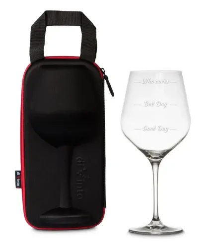 Duży Kieliszek na Całą Butelkę Wina 860ml z Napisami Who Cares + Etui na Arena.pl