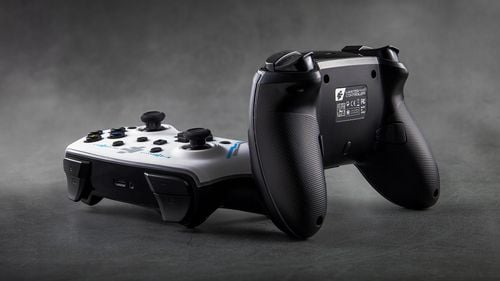 Kontroler do Nintendo Switch / PC pad FLASHFIRE Master S203 + 2 nakładki na Arena.pl