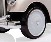 Milly Mally Pojazd jeździk Royce White