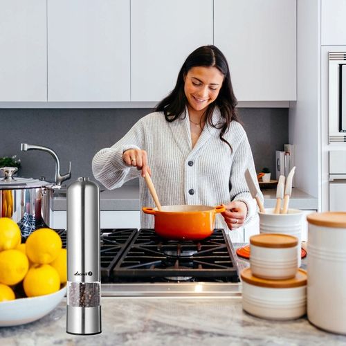 MŁYNEK ELEKTRYCZNY DO SOLI PIEPRZU PRZYPRAW REGULACJA MIELENIA ŁUCZNIK na Arena.pl