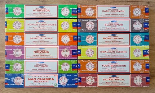 NATURALNE INDYJSKIE KADZIDEŁKA PYŁKOWE SATYA MIX 12 ZAPACHÓW nr 5 + na Arena.pl