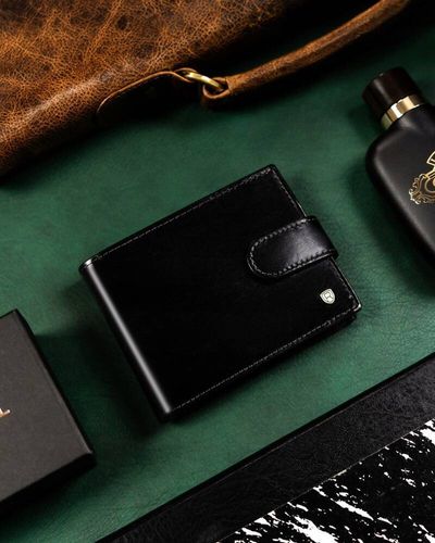 Skorzany portfel meski z systemem RFID na Arena.pl