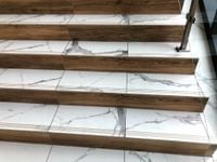 Płytki na schody BIAŁY MARMUR 120x30 CARARA satyna