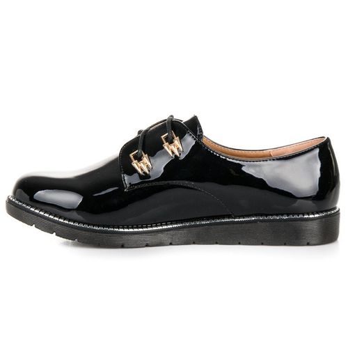 Lakierowane półbuty r.41 na Arena.pl