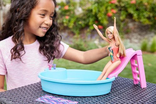 Barbie Zestaw Lalka + basen na Arena.pl