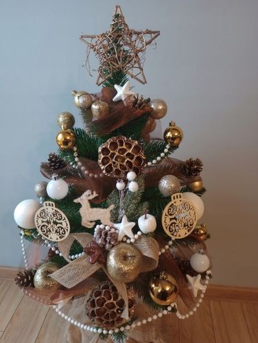 Choinka NA PNIU ubrana Z DEKORACJĄ ozdobami ubrana 100 cm z lampkami LED na Arena.pl