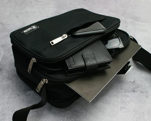 torba męska do pracy mała bellugio - czarna na Arena.pl