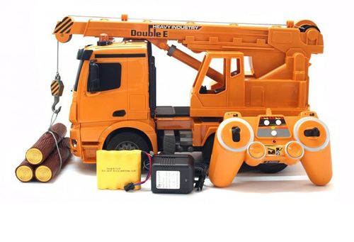 Dźwig Mercedes Arocs 2.4Ghz na Arena.pl