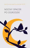 Nocny Spacer Po Ogrodzie