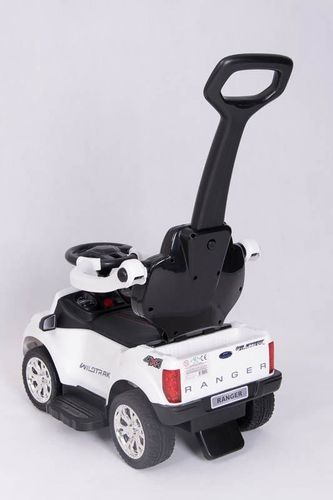 E00111 Jeździdełko Ford Licencja White na Arena.pl