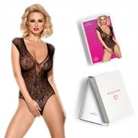 Body z siateczki z otwartym krokiem.